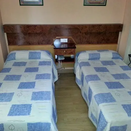 Castilla 2* Антекера